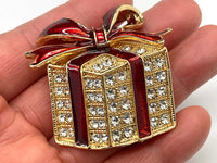 Christmas gift brooch gift box pin Christmas brooch Christmas pin